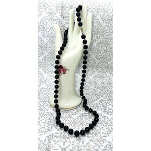 Black Beaded Necklace With Glossy Finish 14.5Inch Length Elegant Jewelry